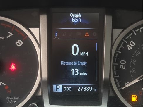 Certified 2023 Toyota Tacoma Limited image 24