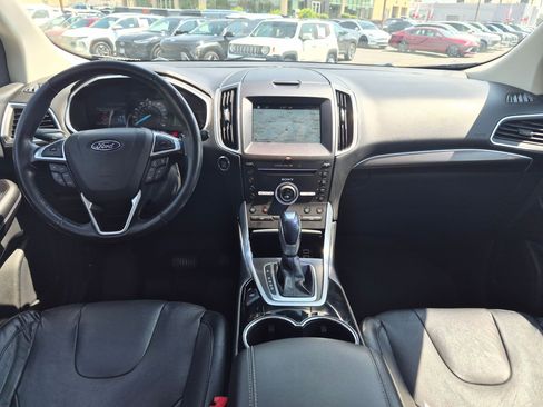 Used 2016 Ford Edge Titanium w/ Equipment Group 301A AWD/4WD image 27