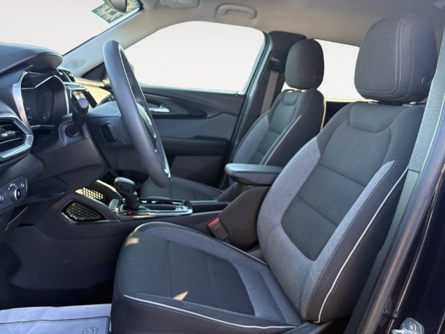 Used 2021 Chevrolet TrailBlazer LT w/ Convenience Package AWD/4WD image 9