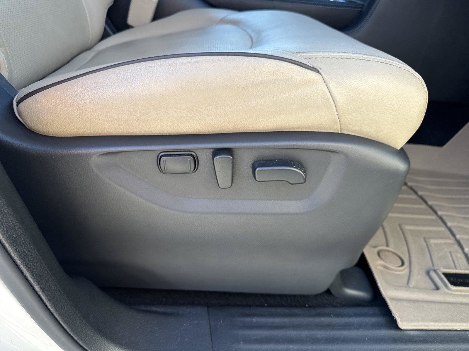 Used 2023 Nissan Armada SL w/ Captain's Chairs Package RWD image 32