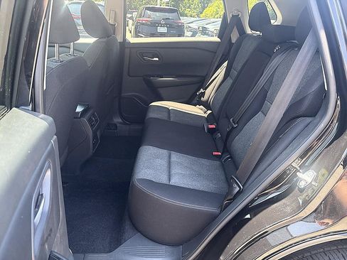 Certified 2024 Nissan Rogue SV AWD/4WD image 10