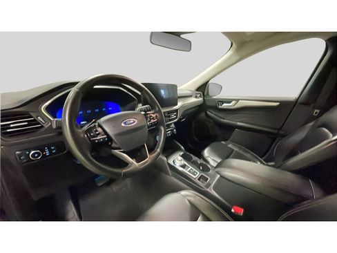 Used 2024 Ford Escape Platinum AWD/4WD image 11