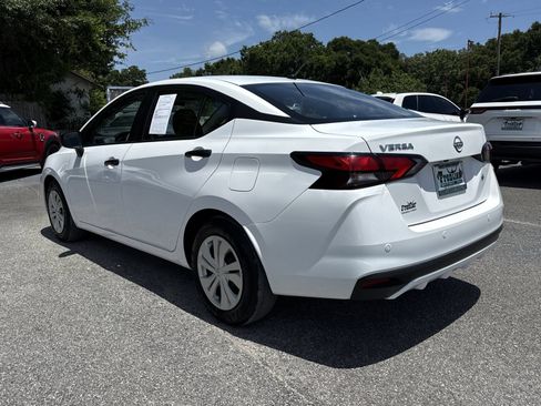 Used 2025 Nissan Versa S w/ Trunk Package FWD image 3