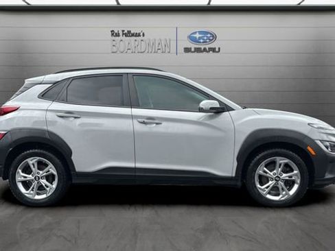Used 2023 Hyundai Kona SEL image 3