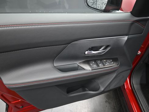 New 2026 Nissan Kicks SR w/ SR Premium Package image 11