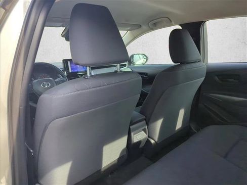 Used 2024 Toyota Corolla LE image 18