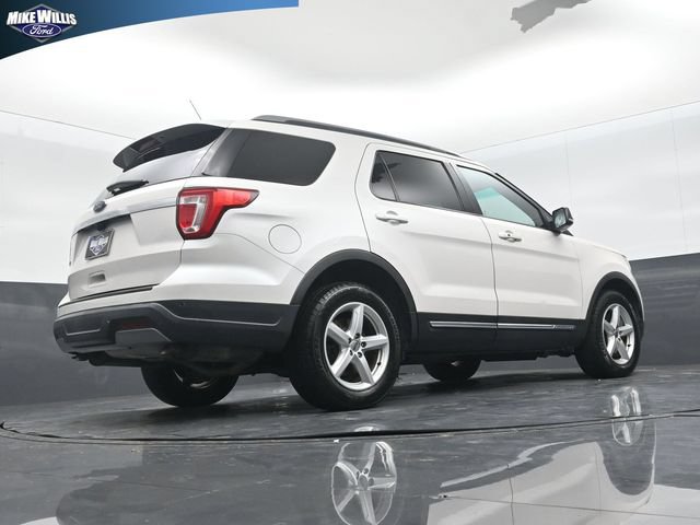 Certified 2019 Ford Explorer XLT w/ Equipment Group 202A FWD image 22