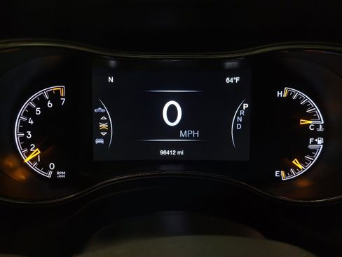 Used 2019 Jeep Grand Cherokee Limited image 23