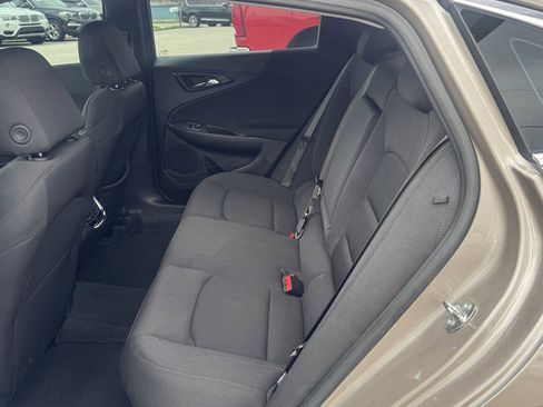 Used 2023 Chevrolet Malibu LT image 22