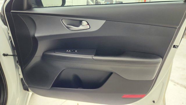 Used 2021 Kia Forte Sedan FWD image 22