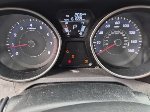 Used 2012 Hyundai Elantra GLS w/ Preferred Pkg 3 FWD image 12