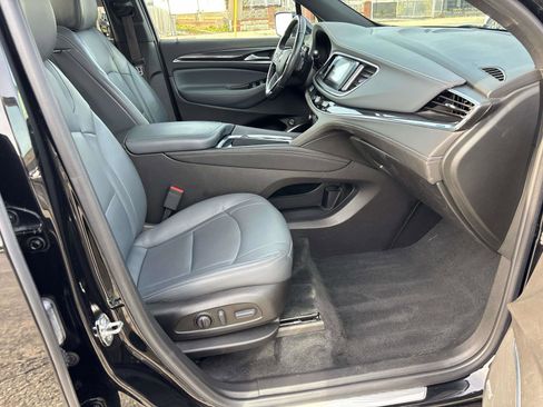 Used 2022 Buick Enclave Essence w/ Experience Buick Package image 19