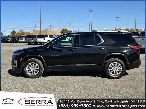 Used 2023 Chevrolet Traverse LS w/ Safety Package image 2