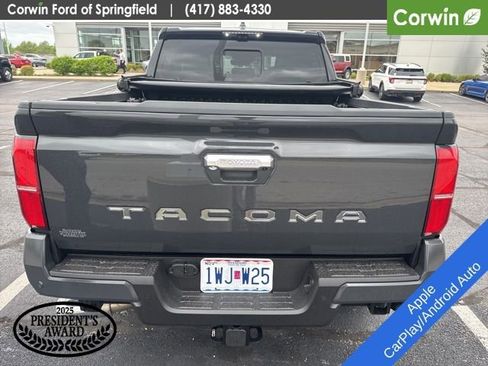 Used 2025 Toyota Tacoma Limited image 6