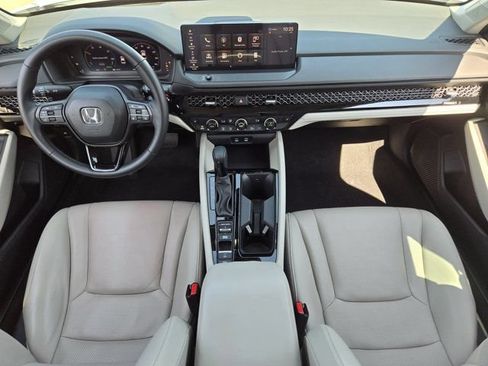 Used 2024 Honda Accord EX-L image 25