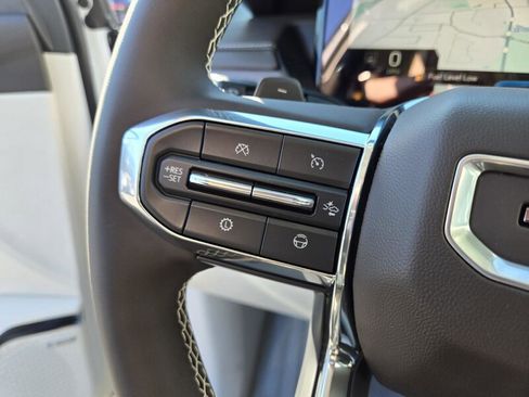 New 2026 GMC Acadia Denali w/ Super Cruise Package image 14