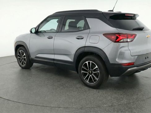 Used 2025 Chevrolet TrailBlazer LT image 6