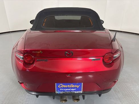 Used 2019 MAZDA MX-5 Miata Sport w/ I-ACTIVSENSE Sport Package image 7