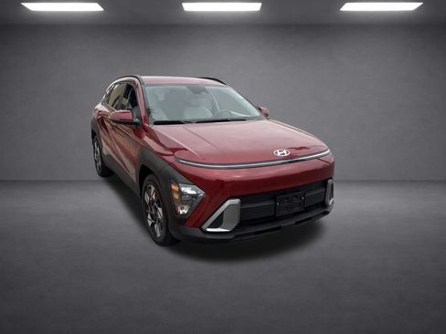 Used 2024 Hyundai Kona SEL FWD image 12