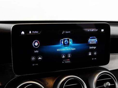 Used 2022 Mercedes-Benz GLC 300 w/ AMG Line image 34