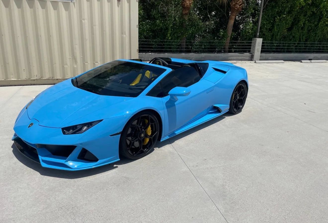 Used 2022 Lamborghini Huracan EVO AWD/4WD image 1