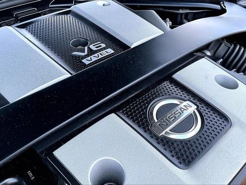 Used 2014 Nissan 370Z Touring RWD image 30