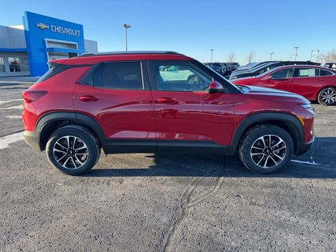 New 2026 Chevrolet TrailBlazer LT w/ Convenience Package image 2