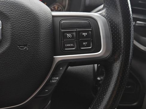 Used 2021 RAM 2500 Big Horn image 18