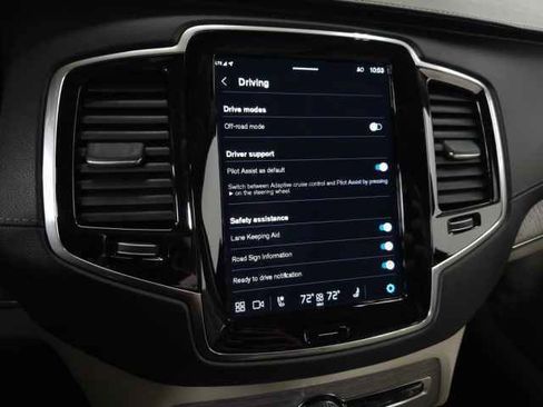 Certified 2023 Volvo XC90 B6 Ultimate w/ Protection Package Premier image 28