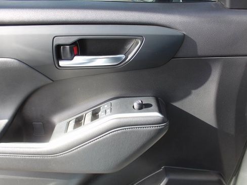 Used 2021 Toyota Highlander XSE image 38