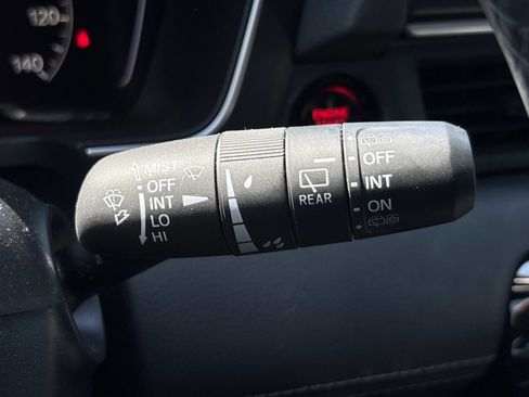 Used 2025 Honda Pilot EX-L image 21