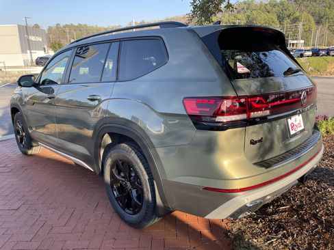 New 2026 Volkswagen Atlas Peak Edition AWD/4WD image 6