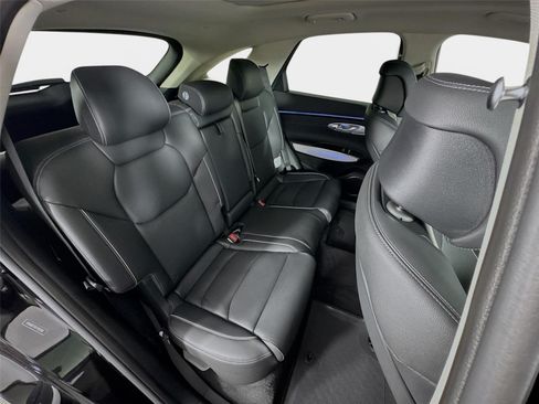 New 2026 Genesis GV70 2.5T Advanced AWD/4WD image 29