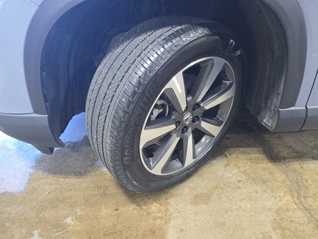 Used 2025 Honda Pilot Elite image 34