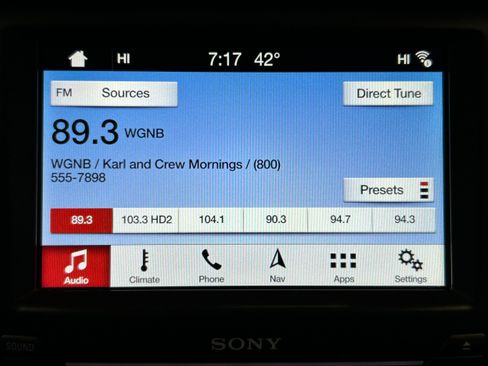 Used 2019 Ford Fusion Titanium image 4