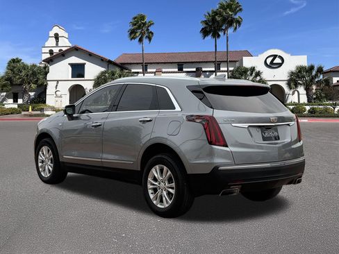 Used 2023 Cadillac XT5 Luxury w/ LPO, Floor Liner Package FWD image 4