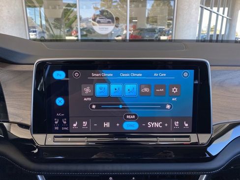 New 2026 Volkswagen Atlas SE AWD/4WD image 9