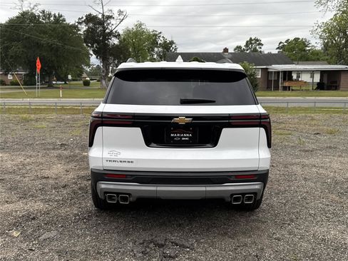 New 2026 Chevrolet Traverse LT FWD image 5