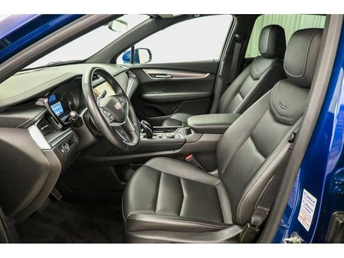 Used 2024 Cadillac XT5 Luxury FWD image 12