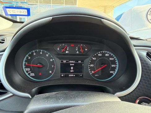 Used 2025 Chevrolet Malibu LS FWD image 8