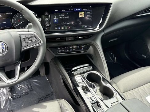 Used 2023 Buick Envision Avenir AWD/4WD image 9