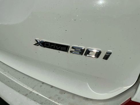 Used 2021 BMW X3 xDrive30i w/ Convenience Package image 18