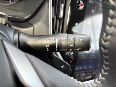 Used 2025 Subaru Outback Limited image 24