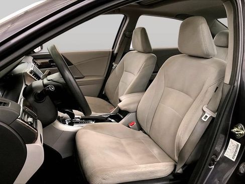Used 2017 Honda Accord EX image 25