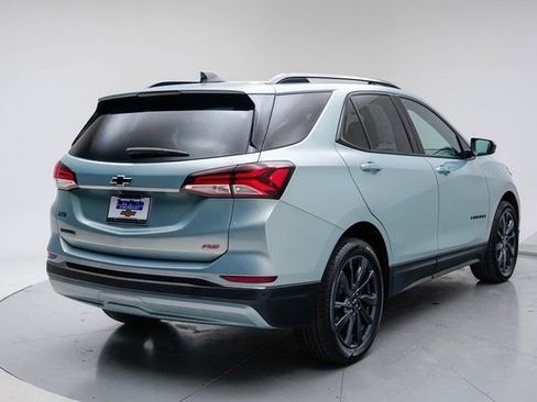 Used 2022 Chevrolet Equinox RS w/ LPO, Floor Liner Package image 6