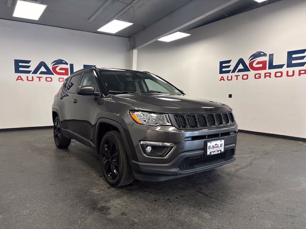 Used 2021 Jeep Compass Latitude AWD/4WD image 2