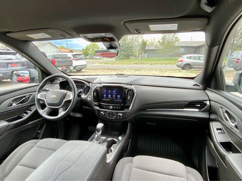 Used 2023 Chevrolet Traverse LT w/ Rear Camera Mirror Package AWD/4WD image 36