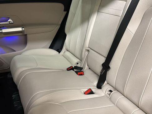 New 2026 Mercedes-Benz GLB 250 4MATIC image 32