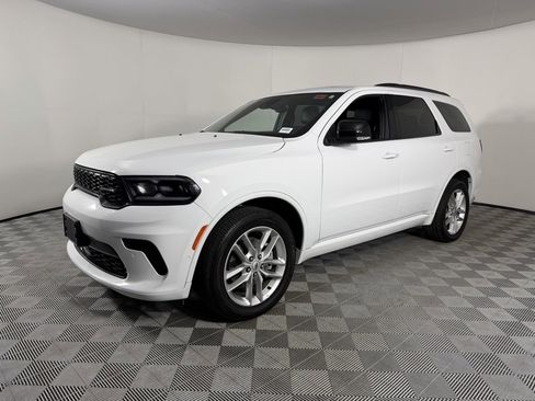 Certified 2025 Dodge Durango GT image 9