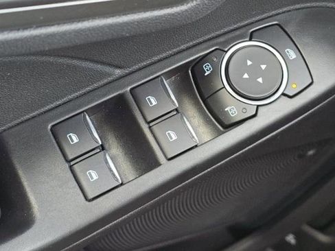 Certified 2025 Ford Escape PHEV image 13